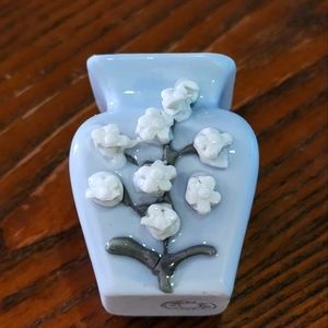 Vintage Porcelain Doll House Vase 1967